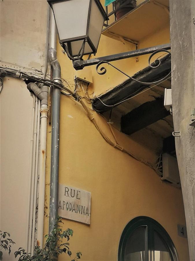 Maison De Ville Typique Mentonnaise ภายนอก รูปภาพ